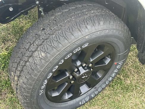 New 2026 RAM 2500 Big Horn AWD/4WD image 19