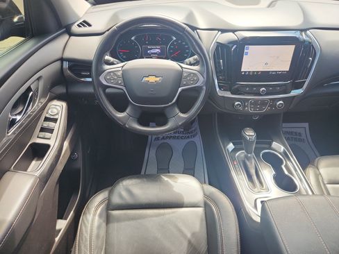 Used 2020 Chevrolet Traverse LT w/ LT Premium Package image 40