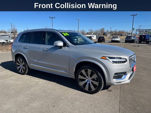 Used 2024 Volvo XC90 B5 Plus image 9