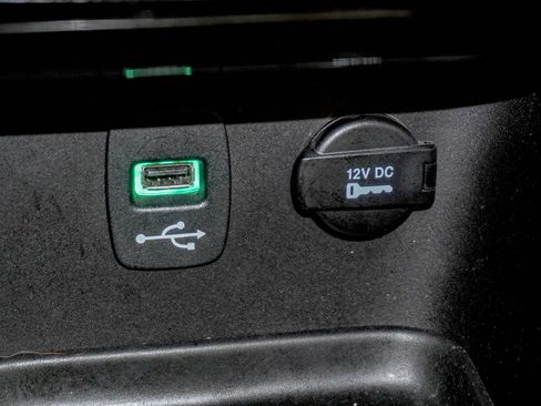 Used 2014 Chrysler 200 Limited w/ 200 S V6 Premium Group image 22