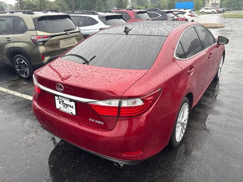 Used 2014 Lexus ES 350 FWD image 3