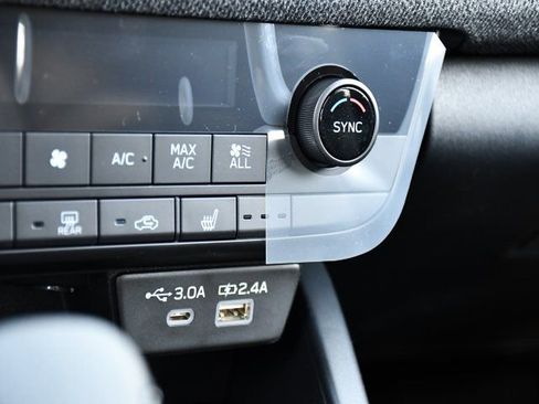 New 2026 Subaru Outback Limited AWD/4WD image 15