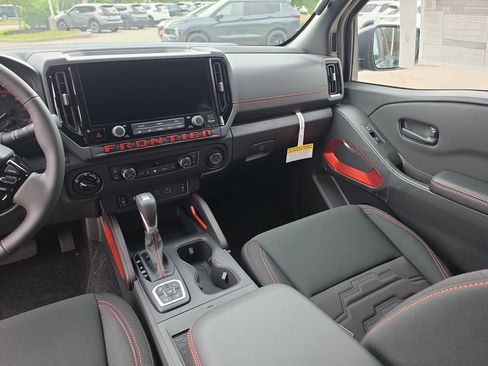 New 2026 Nissan Frontier PRO-4X w/ Pro-4x Convenience Package AWD/4WD image 19
