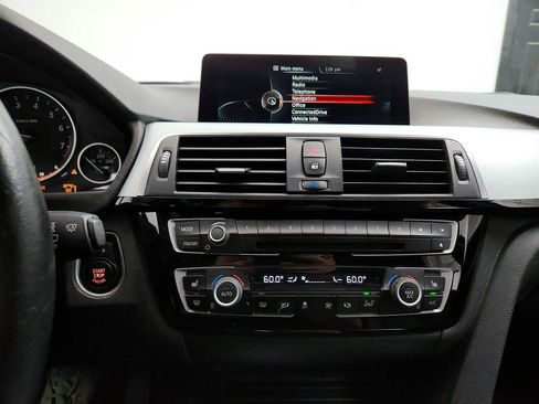 Used 2016 BMW 328i xDrive Sedan AWD/4WD image 21