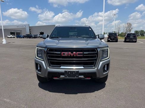 Used 2023 GMC Yukon XL AT4 AWD/4WD image 2