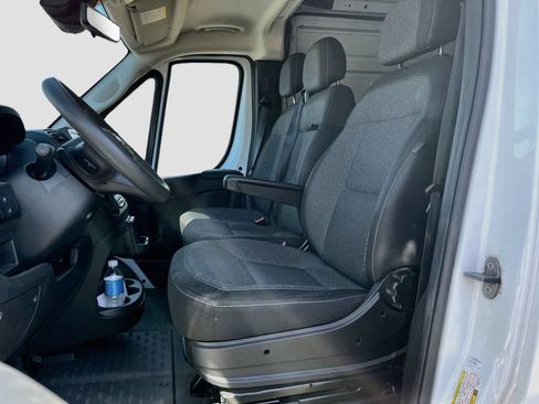 Used 2023 RAM ProMaster 2500 FWD image 19