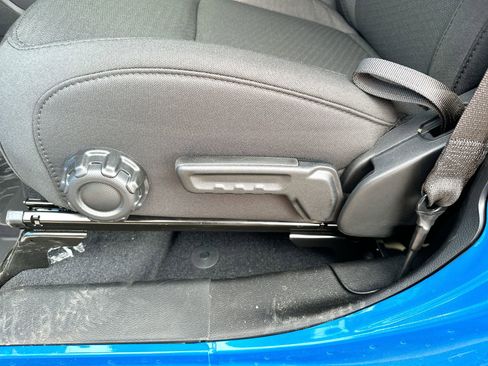 New 2023 Jeep Wrangler Unlimited w/ Sun & Screen Package image 12