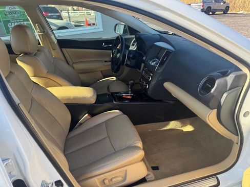 Used 2011 Nissan Maxima 3.5 SV w/ Premium Pkg image 8