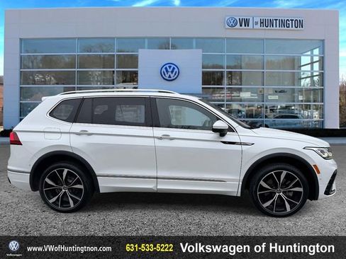 Certified 2023 Volkswagen Tiguan SEL R-Line image 6