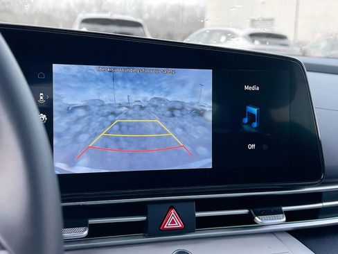 New 2026 Hyundai Elantra Limited FWD image 10