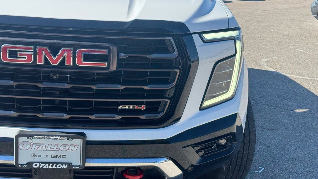 Used 2025 GMC Yukon XL AT4 Ultimate w/ LPO, Floor Liner Package AWD/4WD image 11