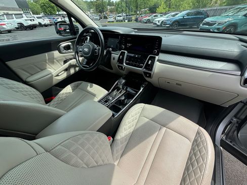 Used 2021 Kia Sorento SX FWD image 17