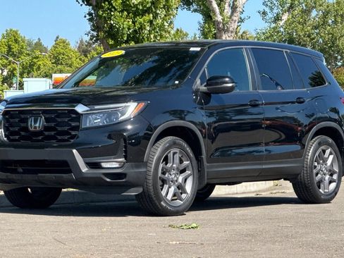 Used 2023 Honda Passport EX-L image 3