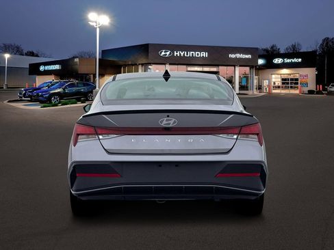New 2026 Hyundai Elantra Sport image 6