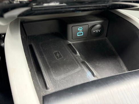 Used 2023 Ford Escape Platinum w/ Premium Technology Package image 22