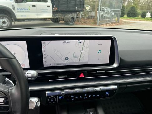 Used 2024 Hyundai Ioniq 6 SEL image 17