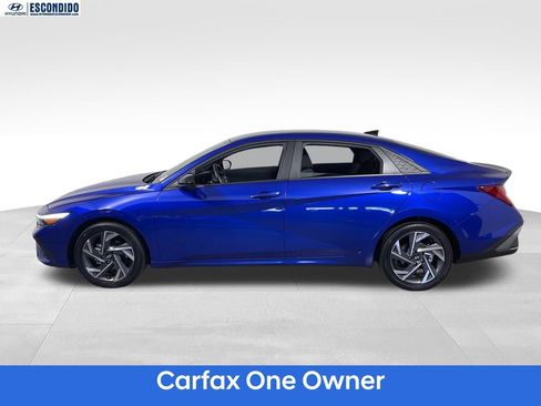 Certified 2025 Hyundai Elantra SEL FWD image 2