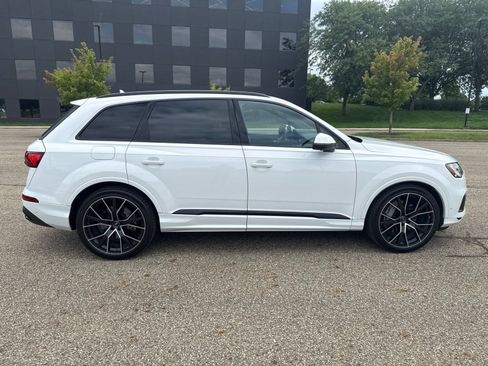Used 2023 Audi Q7 3.0T Prestige w/ Prestige Package AWD/4WD image 6