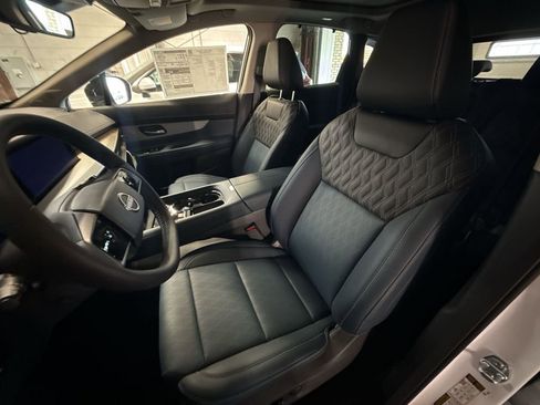 New 2026 Nissan Murano Platinum w/ Cargo Package AWD/4WD image 13