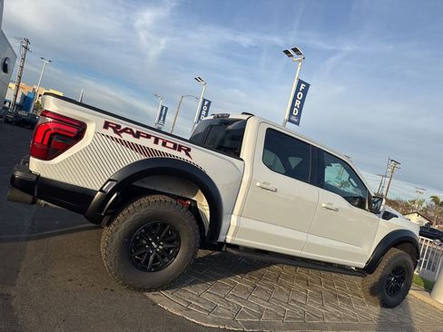 Used 2025 Ford F150 Raptor AWD/4WD image 2