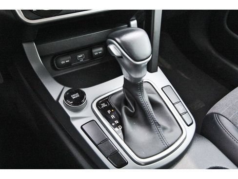 Used 2021 Kia Seltos S FWD image 25