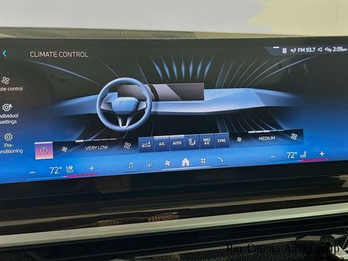 Certified 2024 BMW X5 xDrive40i w/ Premium Package image 16