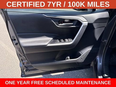 Used 2025 Toyota RAV4 SE AWD/4WD image 13