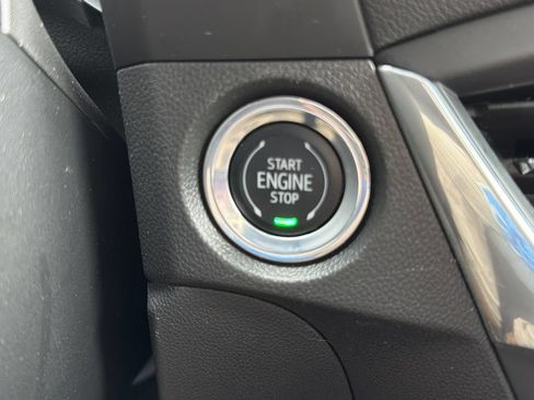 Certified 2024 Buick Encore GX Preferred w/ Comfort Package FWD image 30