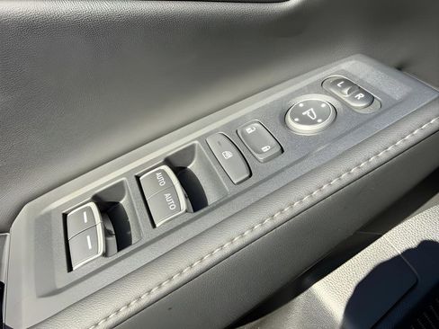 Certified 2025 Honda Accord Sport image 12