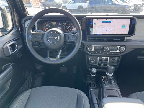 New 2026 Jeep Gladiator Sport image 6