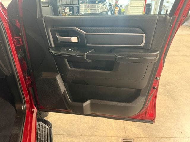 Certified 2026 RAM 2500 Big Horn AWD/4WD image 8