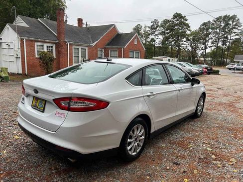 Used 2016 Ford Fusion S image 6