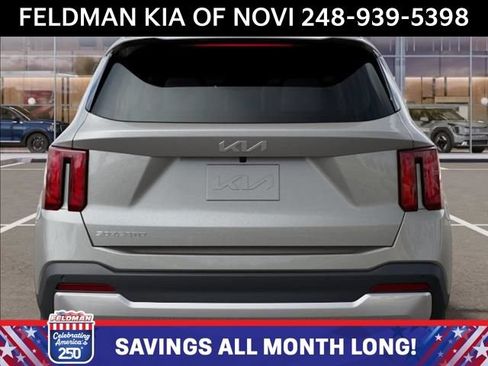 New 2026 Kia Sorento S w/ S Panoramic Sunroof Package FWD image 13