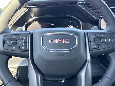 New 2026 GMC Sierra 1500 AT4 w/ AT4 Premium Package AWD/4WD image 23
