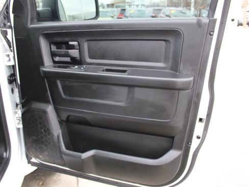 Used 2019 RAM 1500 Express w/ Express Value Package image 21