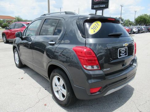 Used 2018 Chevrolet Trax LT w/ Driver Confidence Package FWD image 5