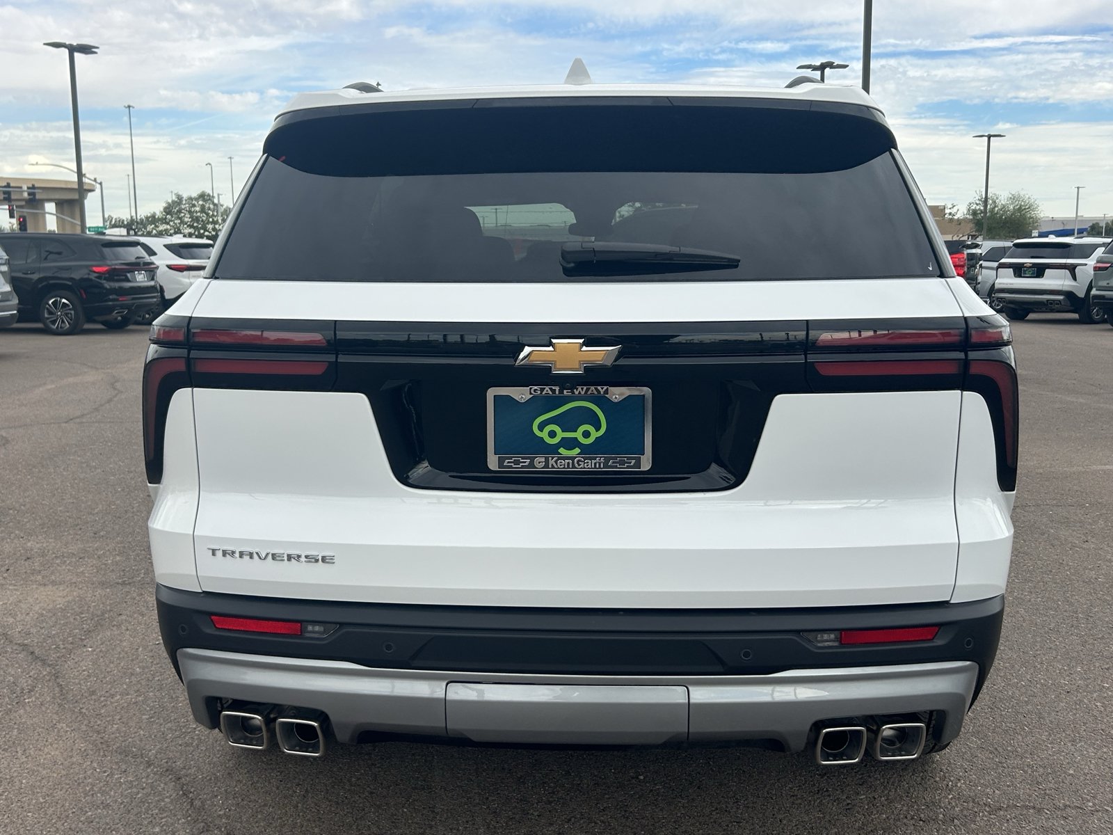 Certified 2026 Chevrolet Traverse LT w/ LPO, Floor Liner Package FWD image 4