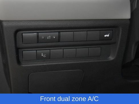 New 2025 Mitsubishi Outlander AWD image 9