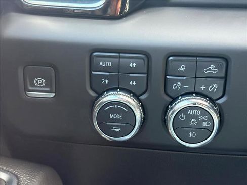 Certified 2023 GMC Sierra 1500 Denali w/ Technology Package image 17