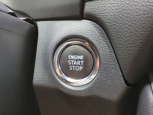 Used 2023 Toyota RAV4 Limited FWD image 28