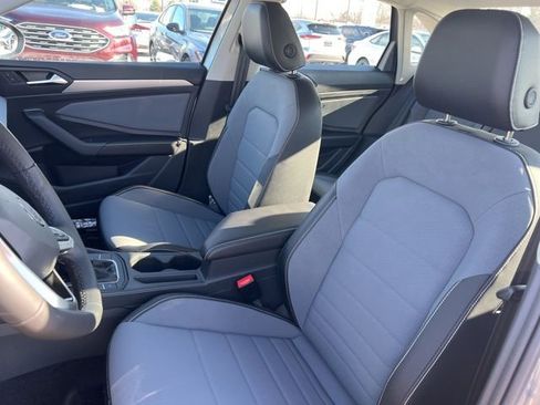 New 2026 Volkswagen Jetta SE FWD image 7