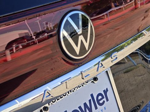 New 2026 Volkswagen Atlas SEL Premium R-Line image 7