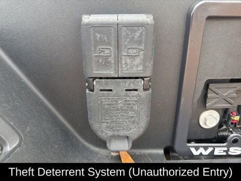 Used 2022 Chevrolet Silverado 1500 LTZ w/ LTZ Premium Package image 47