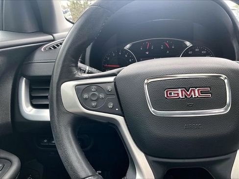 Used 2022 GMC Terrain SLT w/ Infotainment Package II AWD/4WD image 24