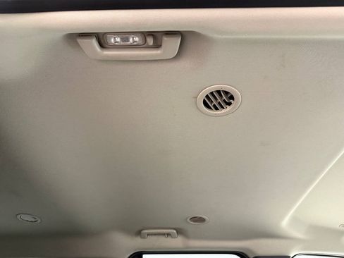 Used 2018 Ford Expedition XLT w/ Equipment Group 202A RWD image 35