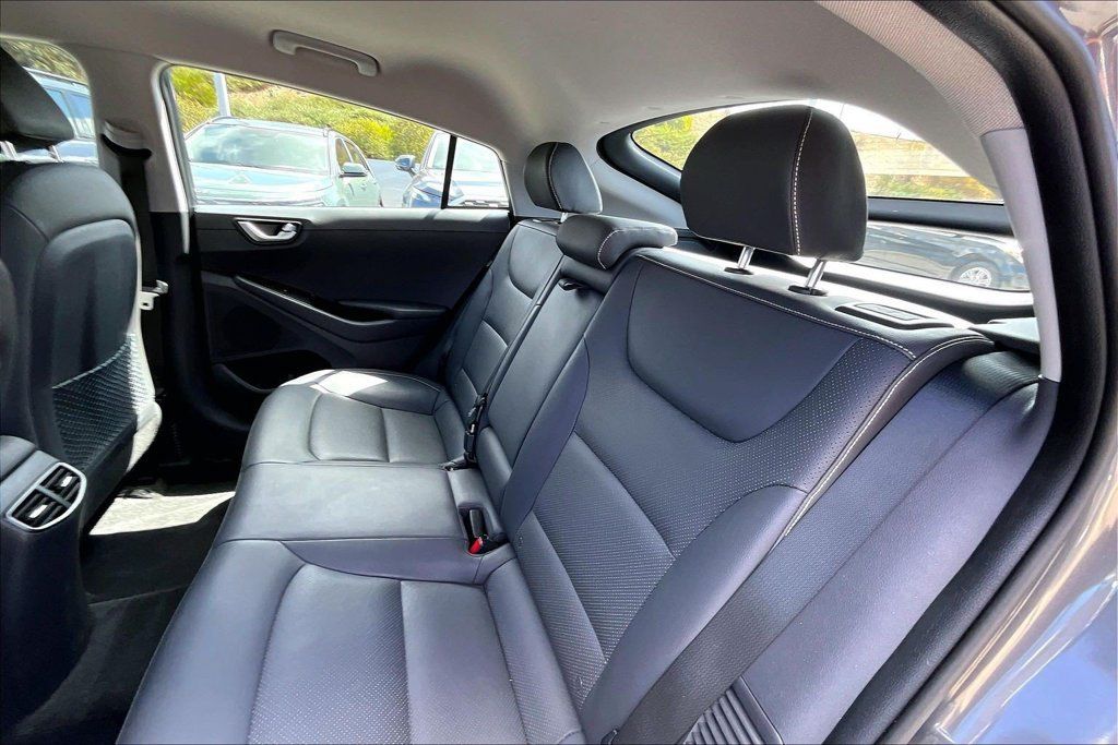 Used 2019 Hyundai Ioniq Limited FWD image 15