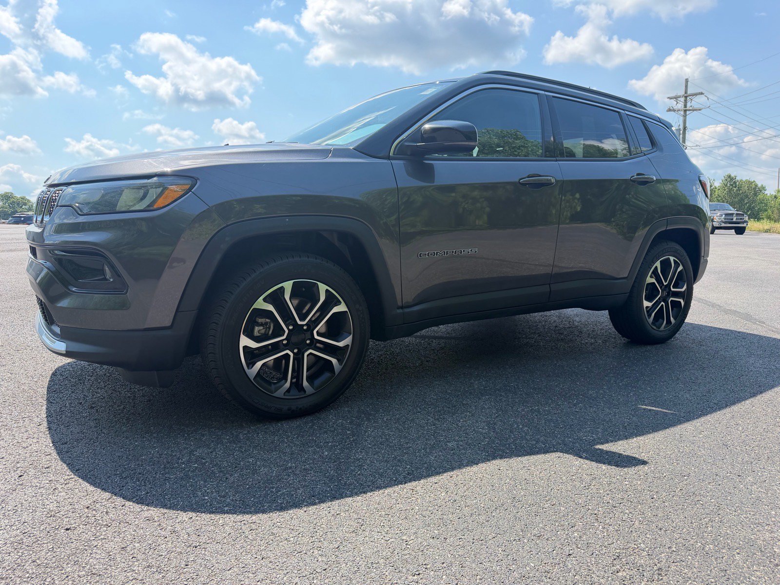 Used 2024 Jeep Compass Limited AWD/4WD image 8