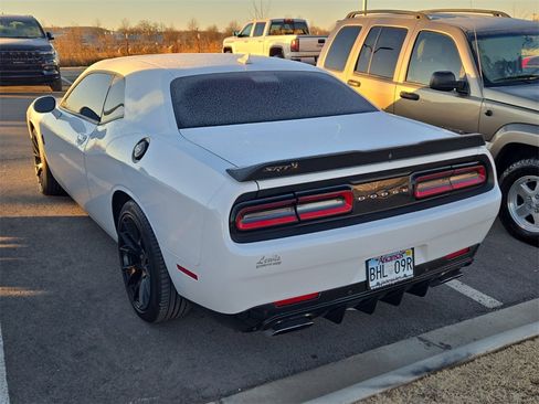 Used 2019 Dodge Challenger R/T Scat Pack w/ Shaker Package image 2