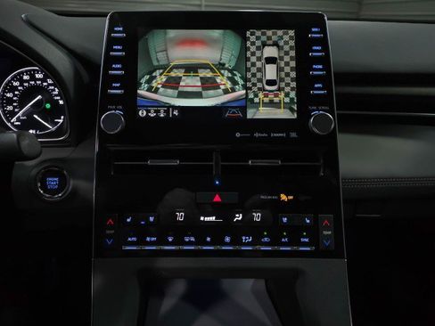 Used 2019 Toyota Avalon Limited w/ Advanced Safety Package image 26