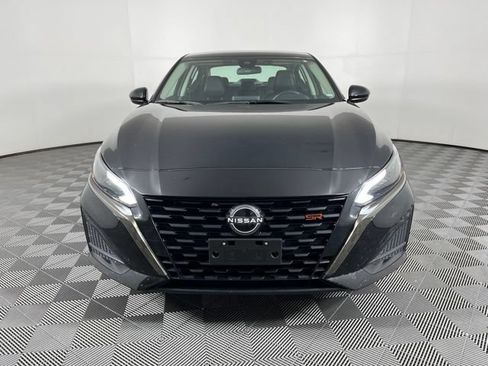 Used 2024 Nissan Altima 2.5 SR FWD image 5